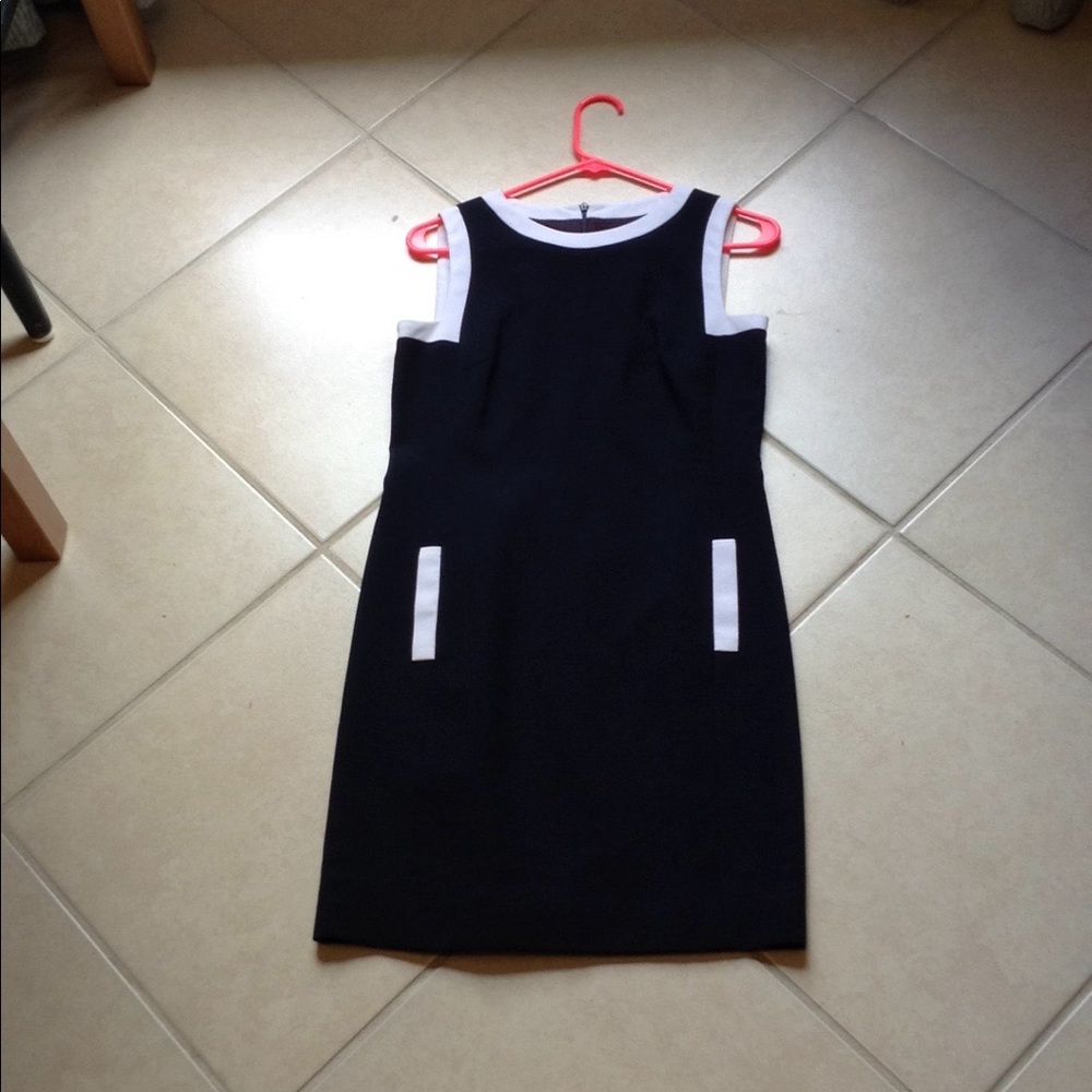 Vintage style shift dress!